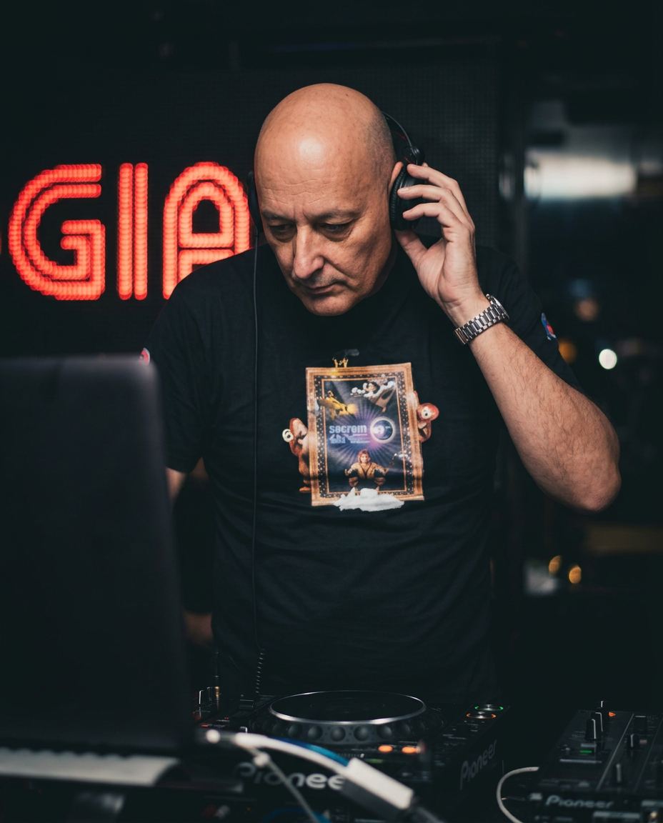 DJ Vadão